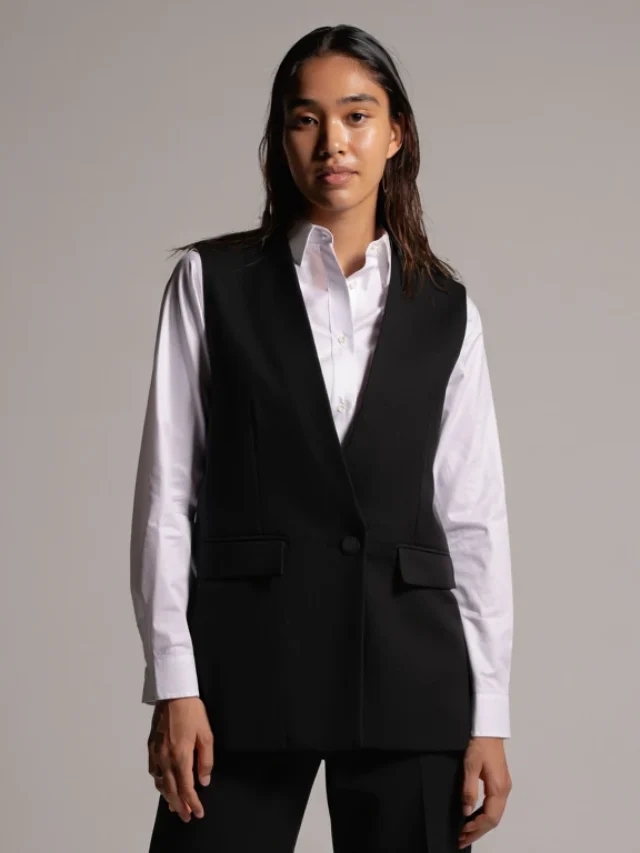 Look com Colete Alfaiataria Preto